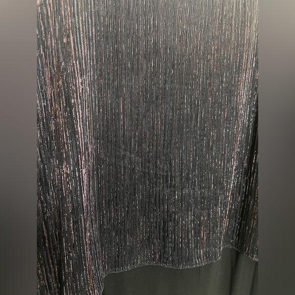 👗 Metallic Ombré Overlay Dress - Picture 4 of 8